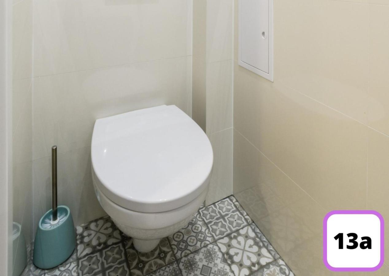 Deluxe Apartment 13A
