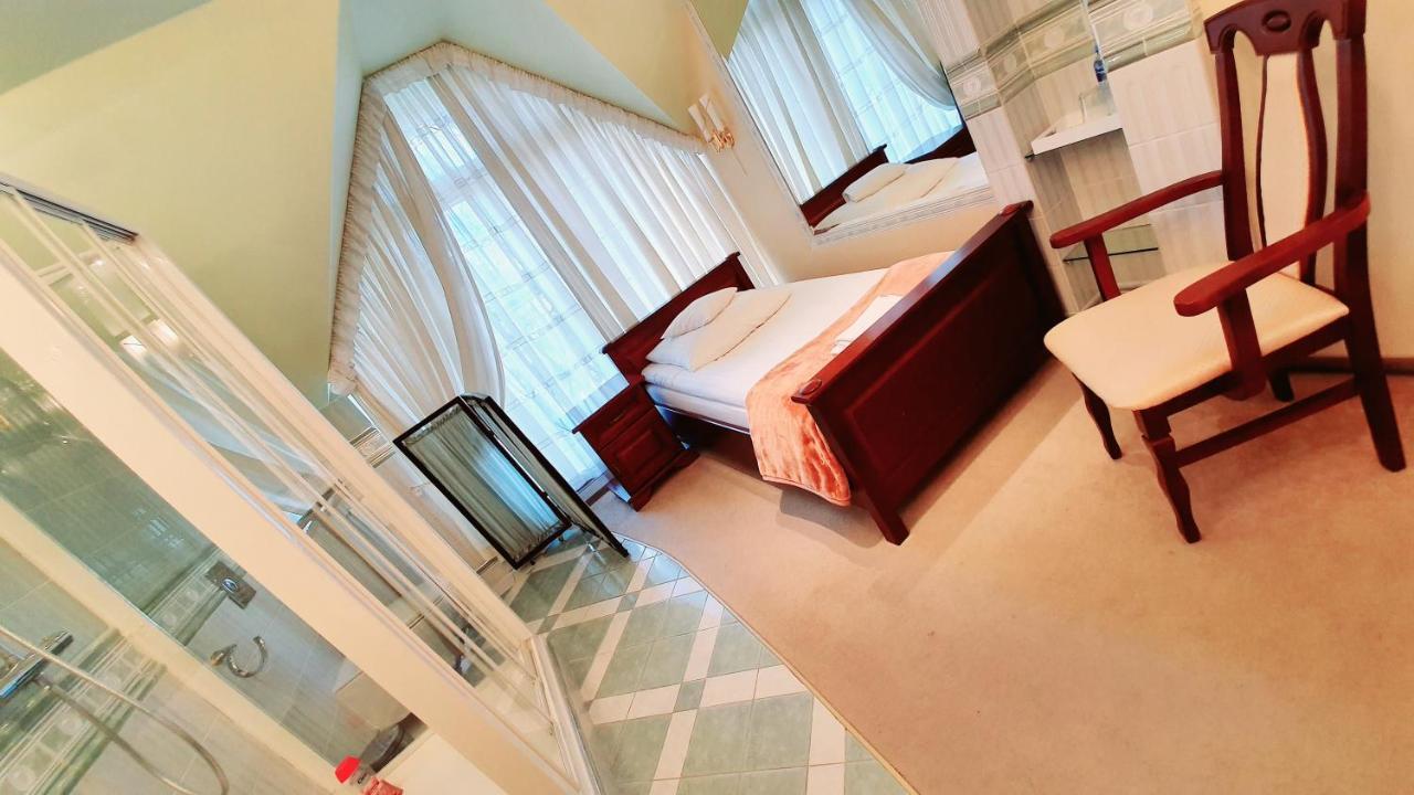 Small Single Room,1046293495:JPEG