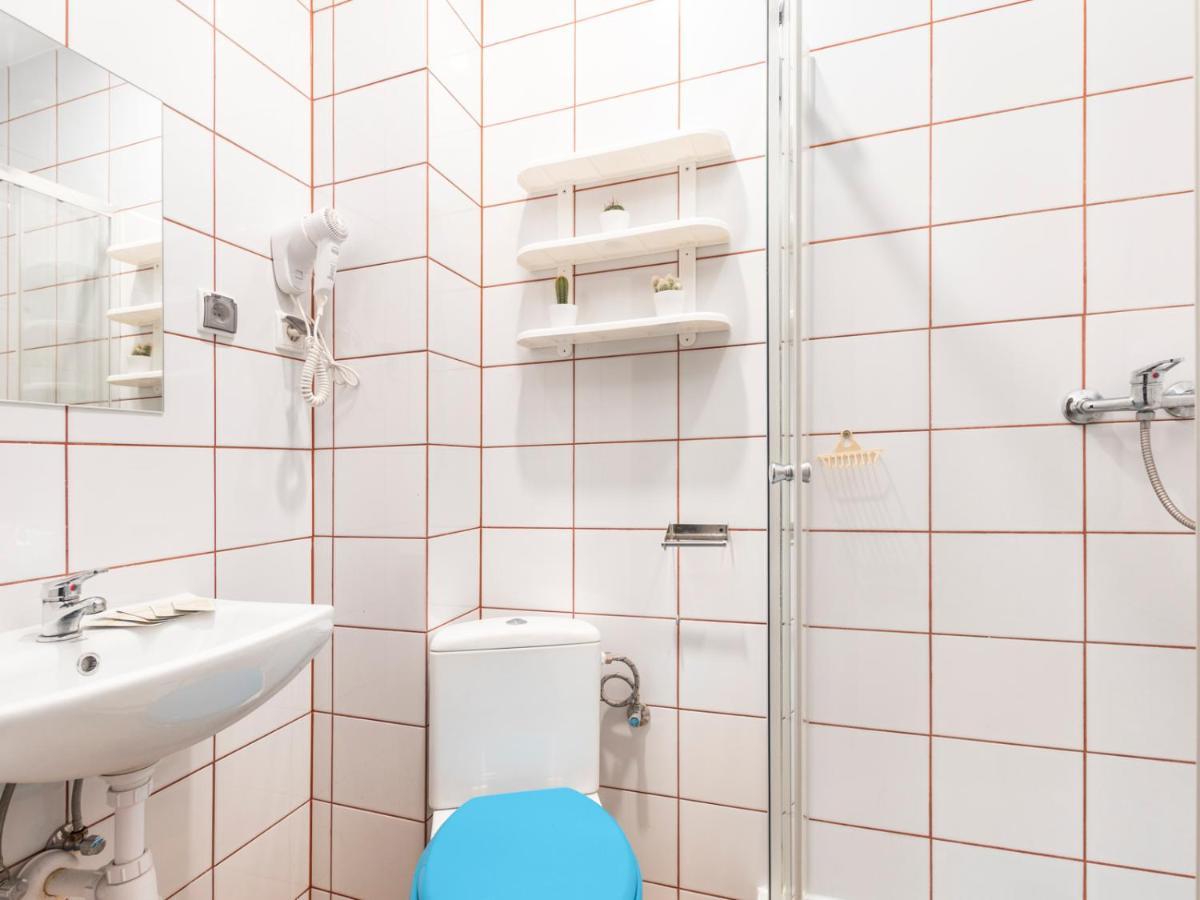 Double Room with Private Bathroom,1743234879:JPEG