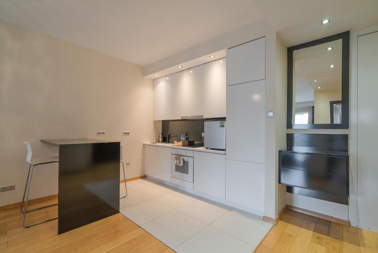Superior Apartment,1076683198:JPEG