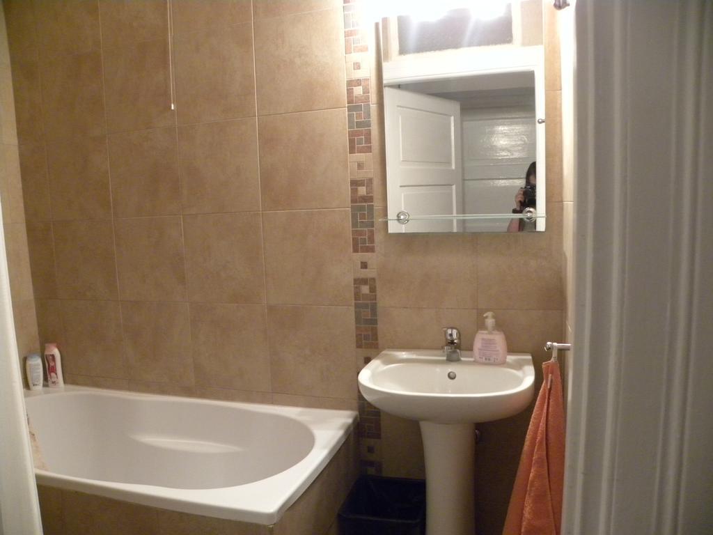 Double Room with Shared Bathroom,1551138943:JPEG