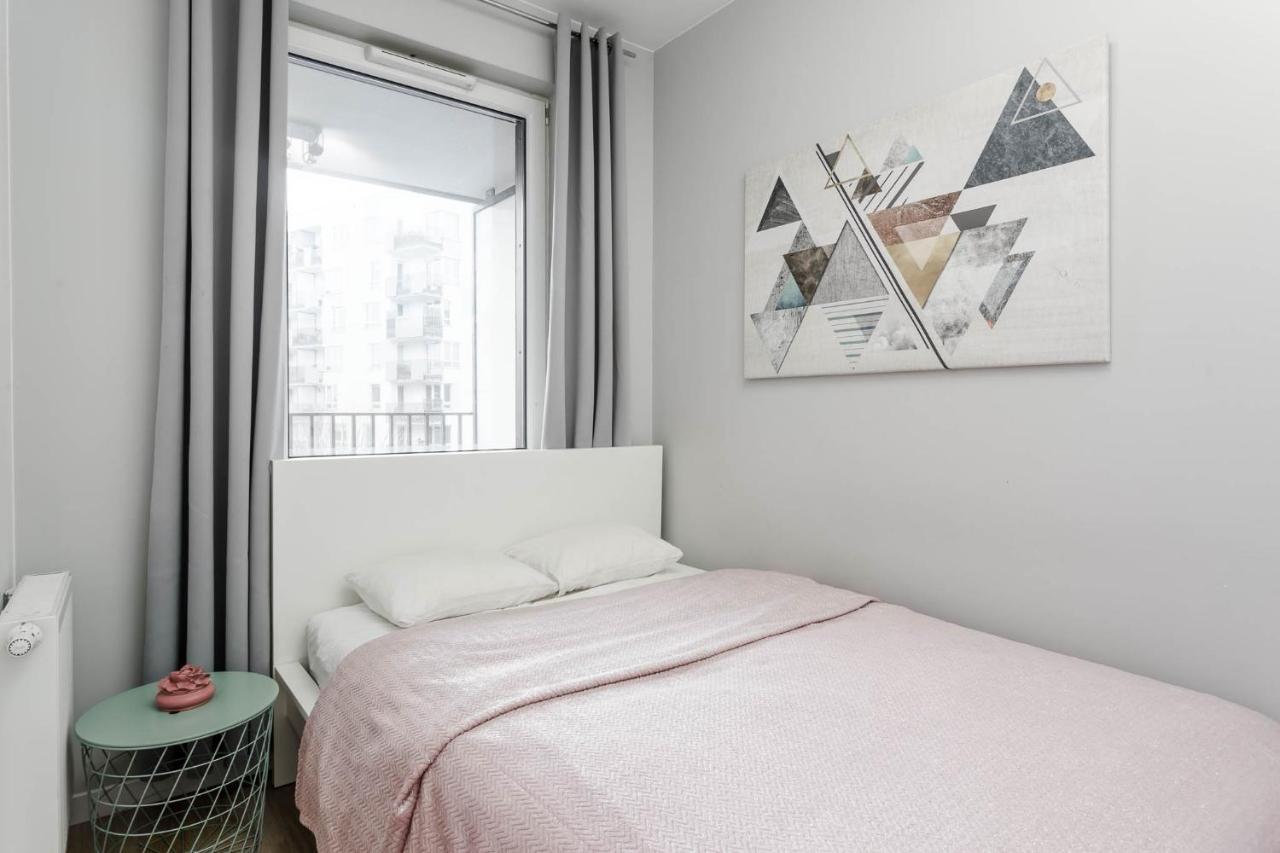 Deluxe Apartment,1179989200:JPEG