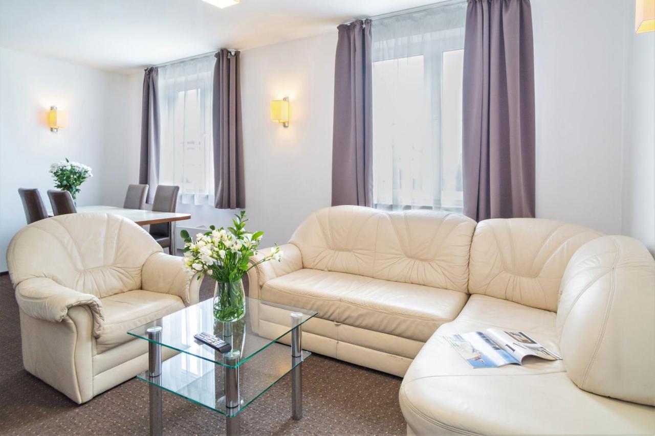 Two-Bedroom Suite,1344942278:JPEG
