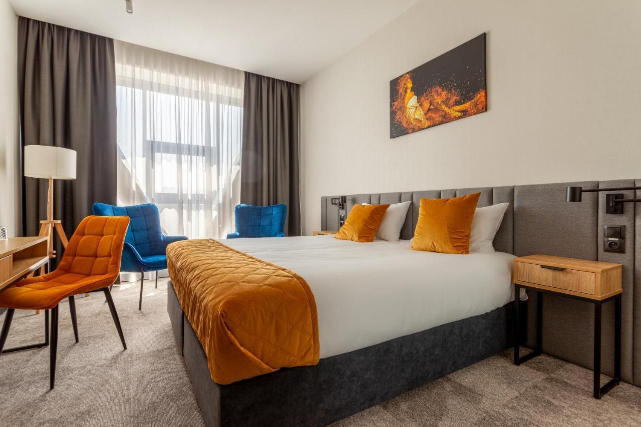 Standard King Room
