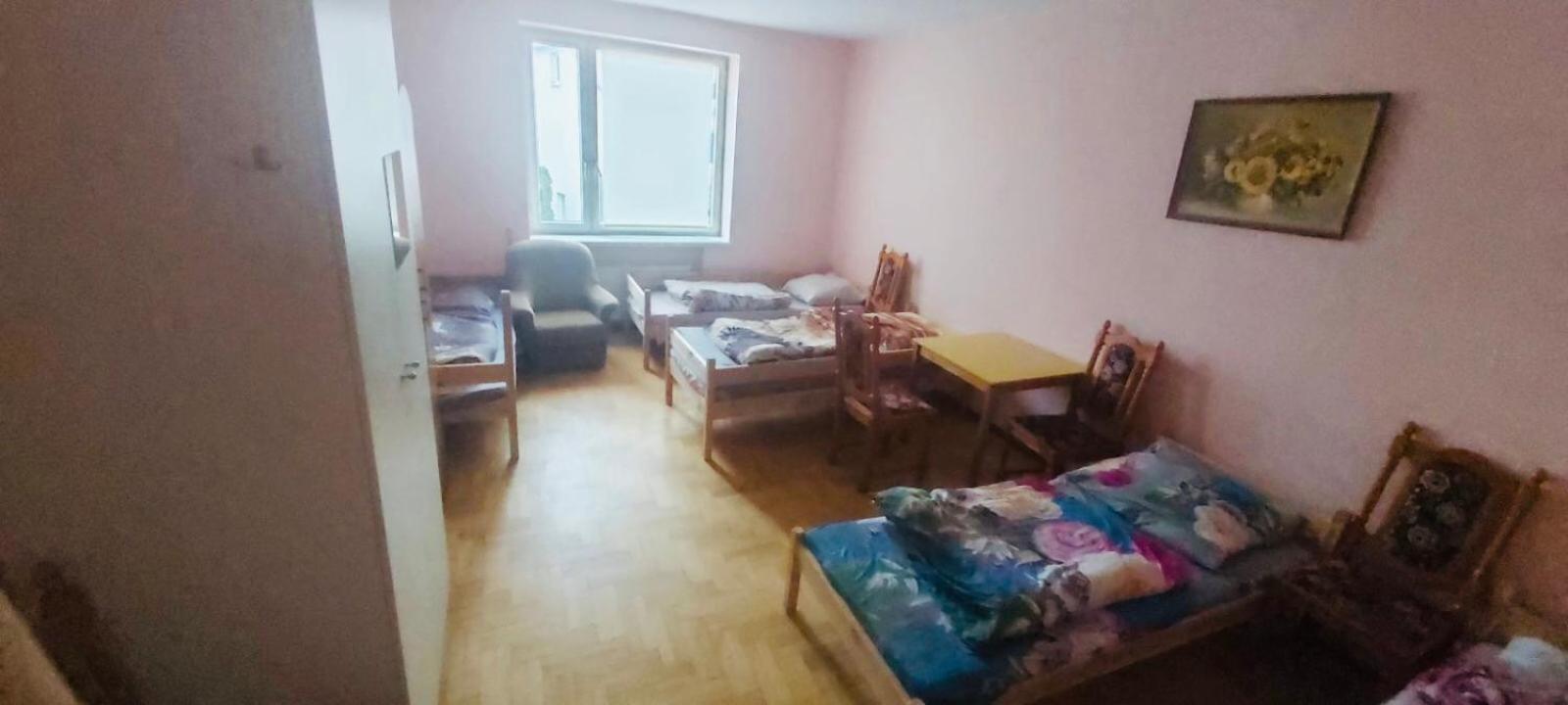 Bed 6-Bed Mixed Dormitory Room,1499707255:JPEG