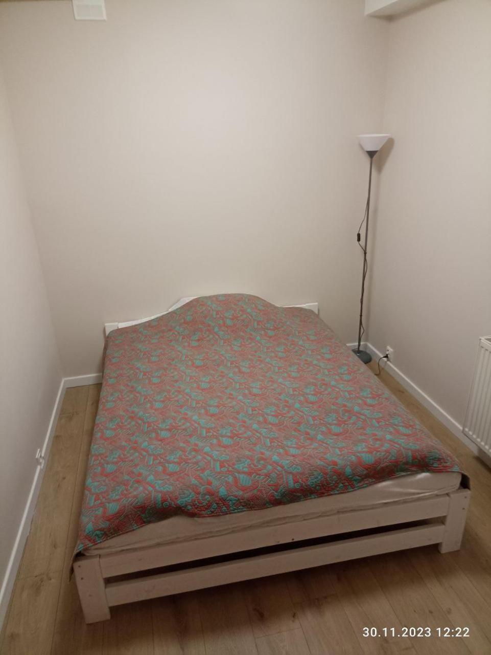 Standard Single Room with Shared Bathroom