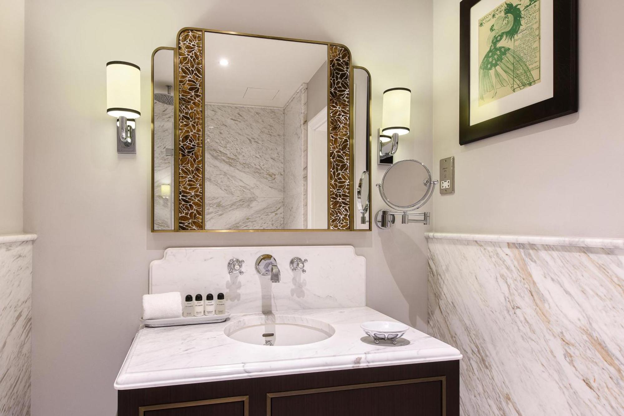 Family room, Larger Guest room,1615380012:JPEG