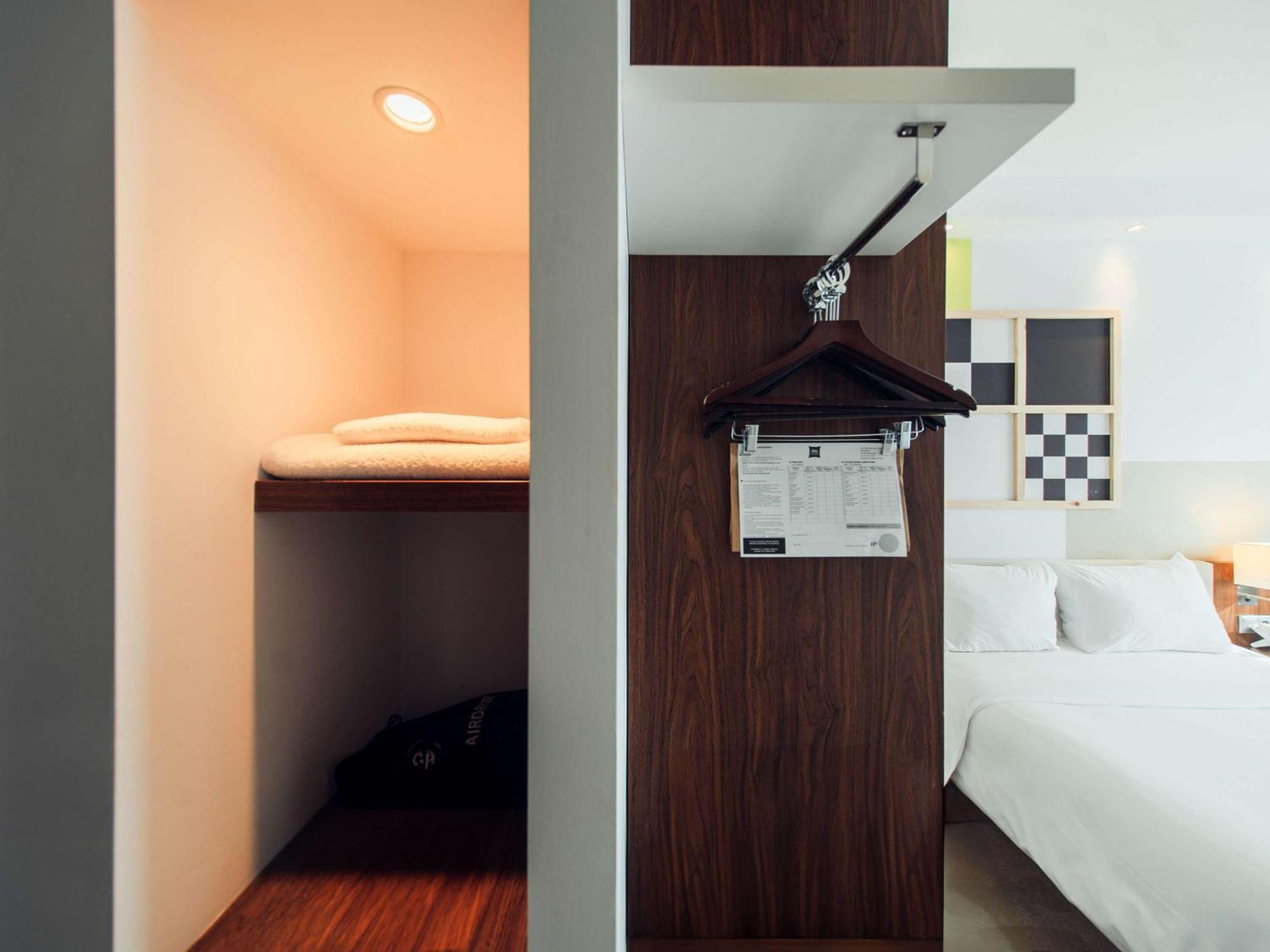 Standard Twin Room,1706826687:JPEG