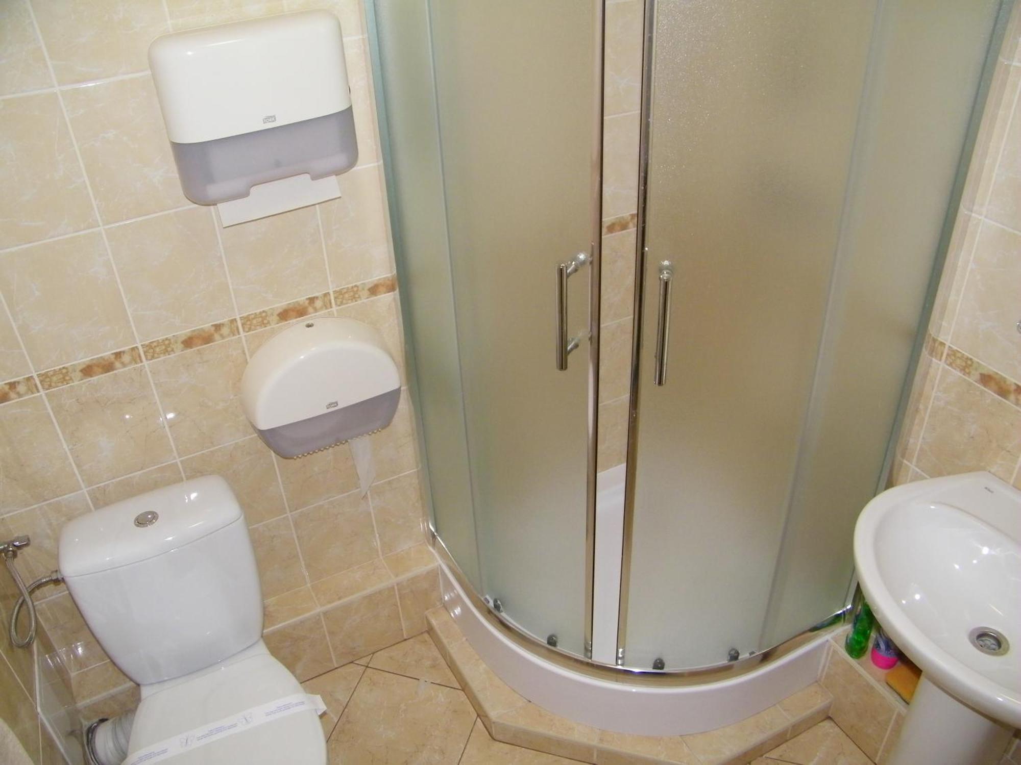 Single Room Private Bathroom