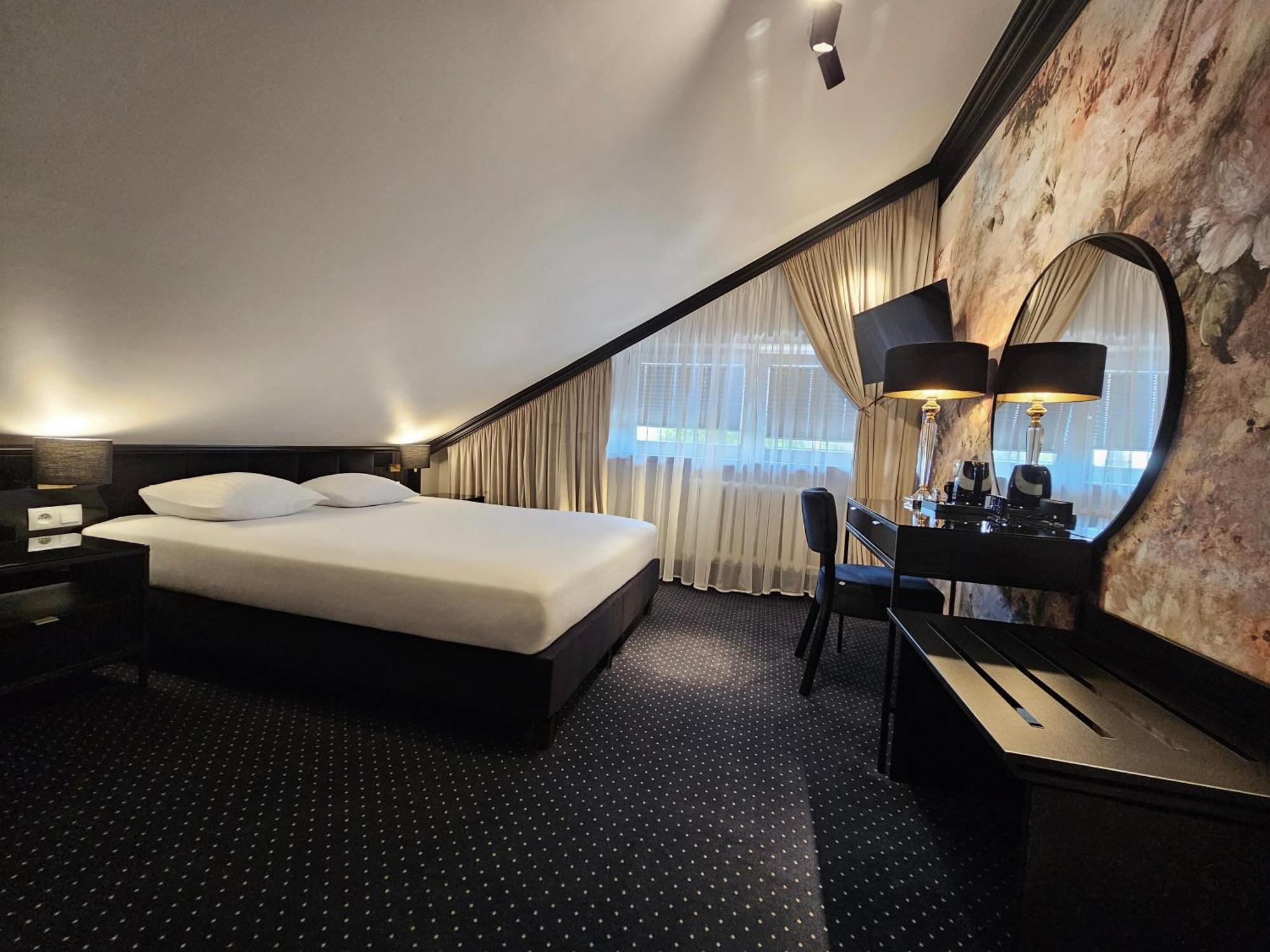 Small Double Room