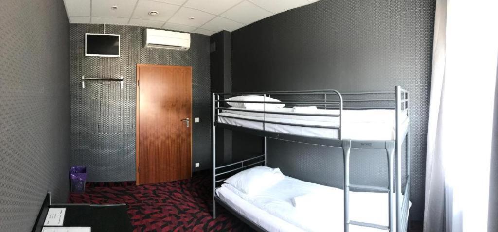 Double Room,1731406741:JPEG