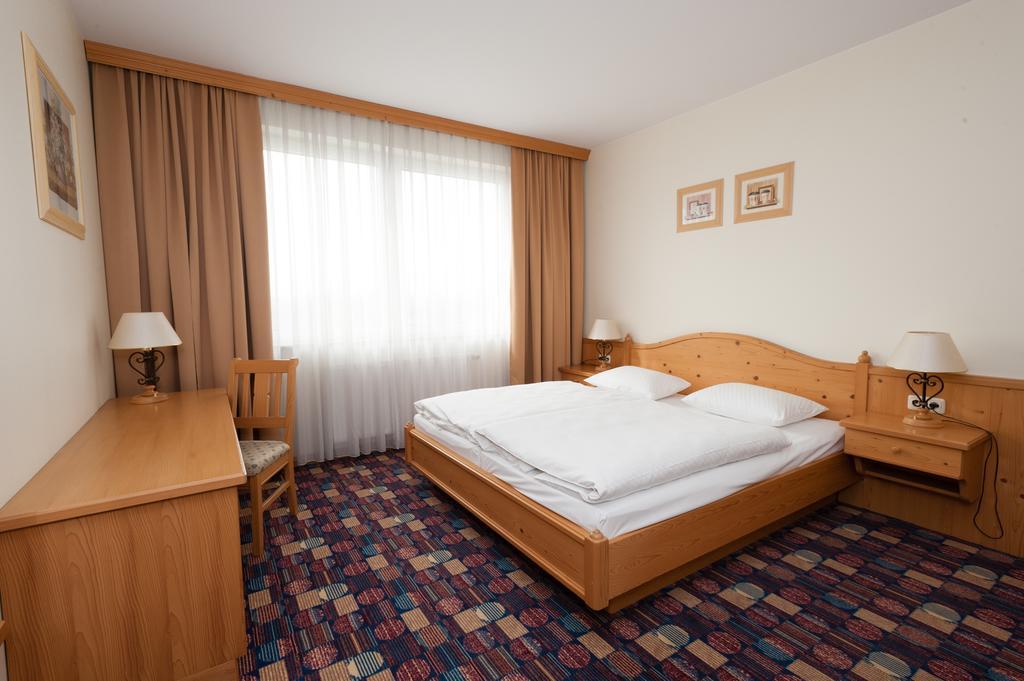 Chambre Lit Queen-Size