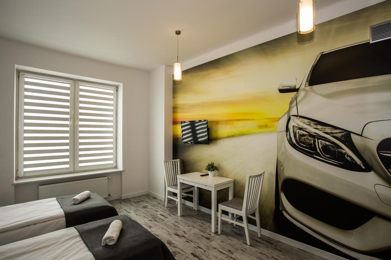 Standard Studio,508105344:JPEG