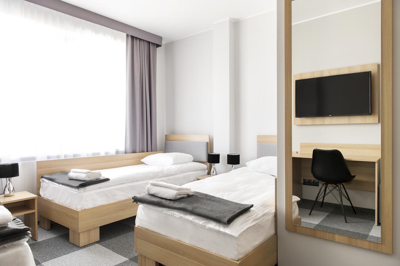 Triple Room,825144050:JPEG
