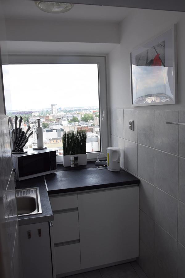 Apartment Balcony,630180579:JPEG