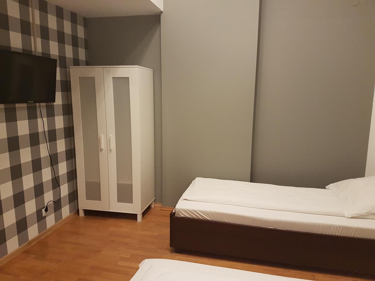 Twin Room,662242821:JPEG