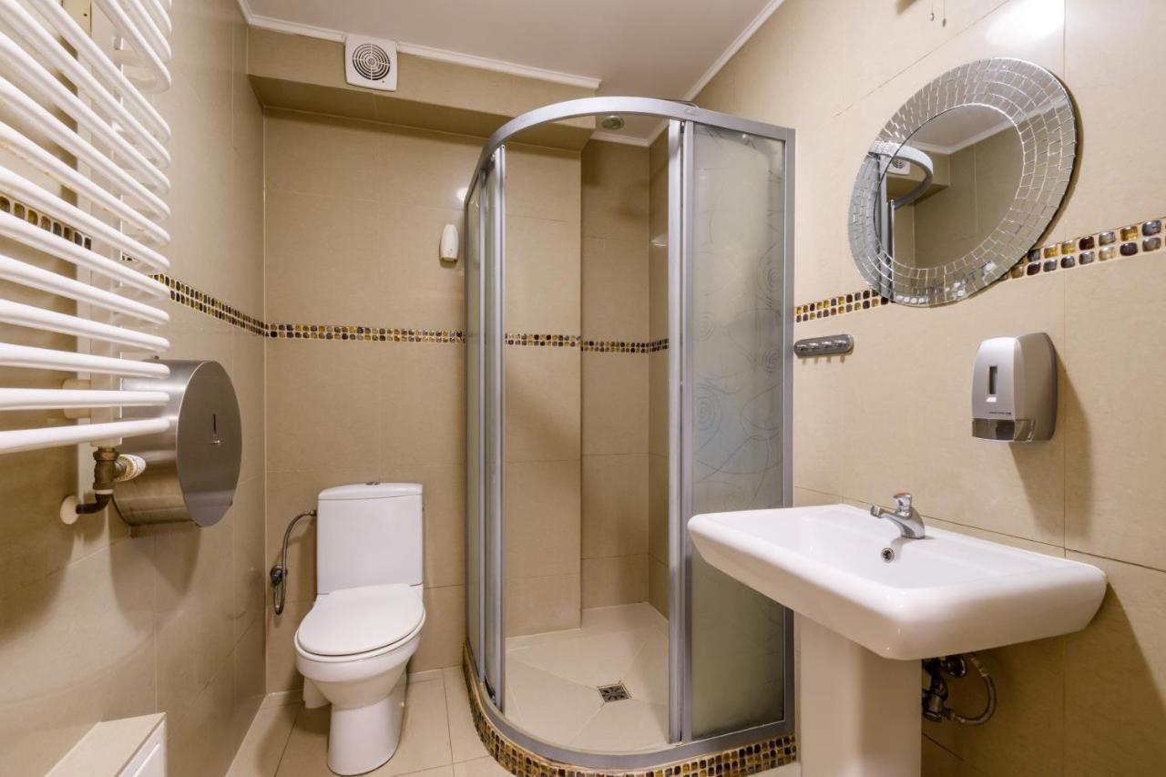 Camera Matrimoniale con Bagno Privato