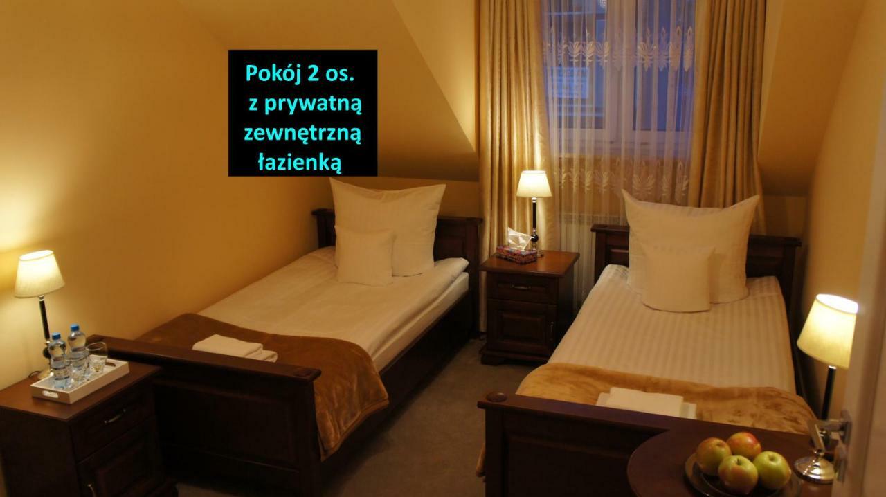 Double Room Private External Bathroom,1046767240:JPEG