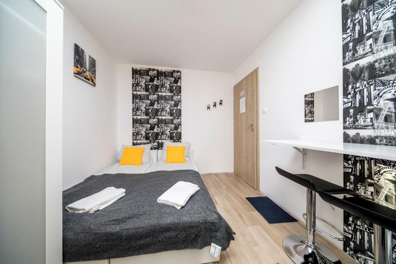 Standard Double Room with Shared Bathroom,899409649:JPEG