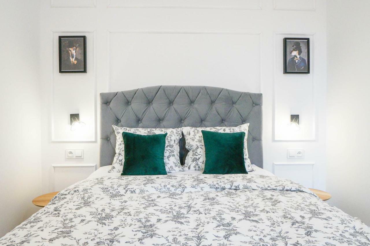 Three-Bedroom Apartment - 11 Stara Street,909220912:JPEG