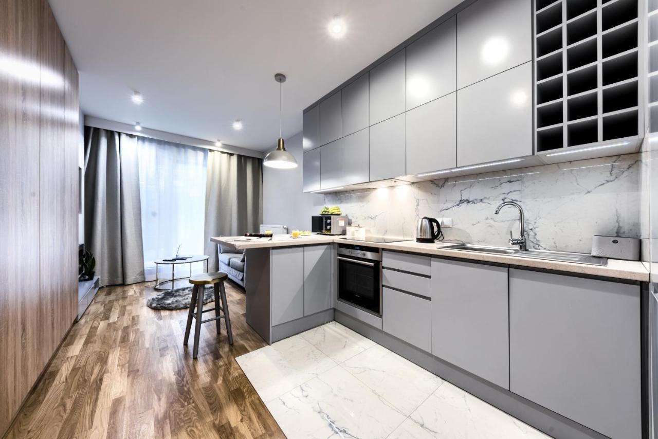 Superior Apartment,1153867782:JPEG