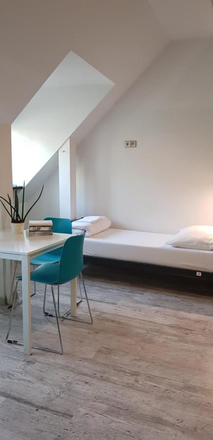 Single Bed 6-Bed Dormitory Room,960377905:JPEG