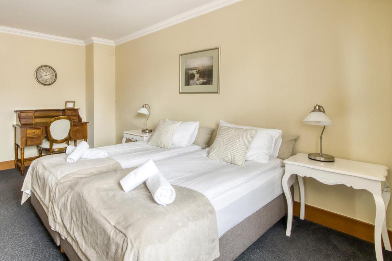 Basic Double Room