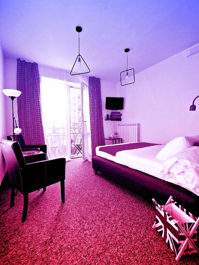 Double Room,999865224:JPEG