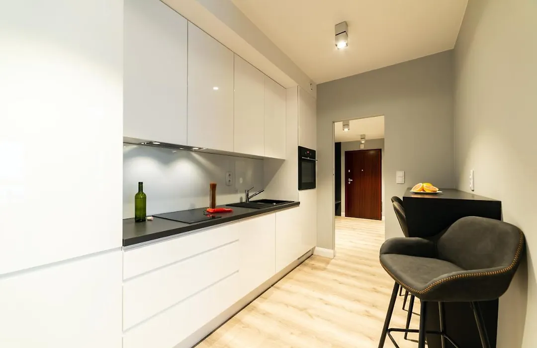 Platinum Towers E-Apartments-1