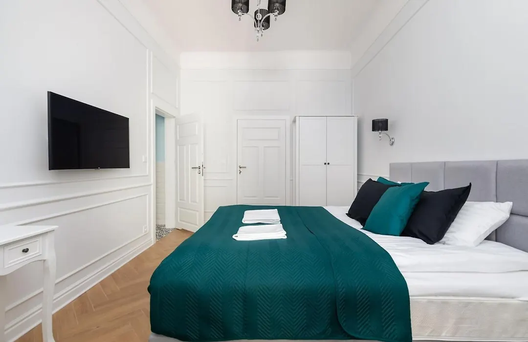 Lwowska 9 - Cozy&Comfortable Studio by Noclegi Renters-1