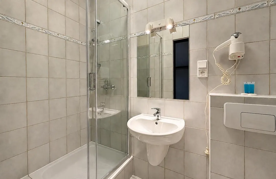 Centrum Konferencyjno-Apartamentowe Mrowka-1