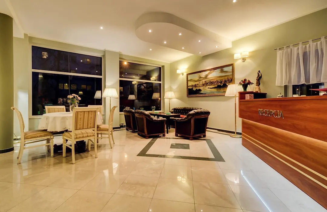 Villa Plaza-1