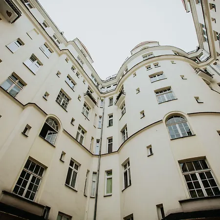 Green Wood Apartament Stara Ochota-3