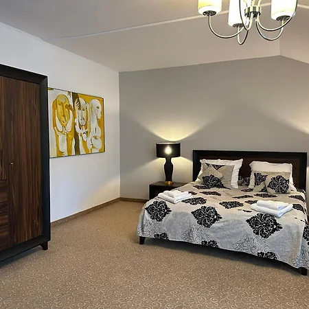 Centrum Konferencyjno-Apartamentowe Mrowka-2