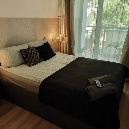 Clicktheflat Zurawia Street Apart Rooms-3