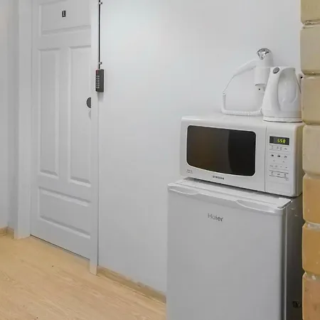 Metro Centrum Guest Rooms-3