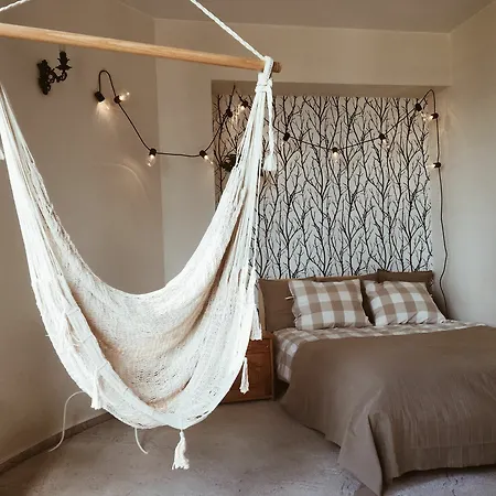 Lucka Rooms - Indian Summer-2