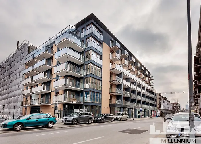 Boutique Millennium Manufaktura Yellow Varsavia