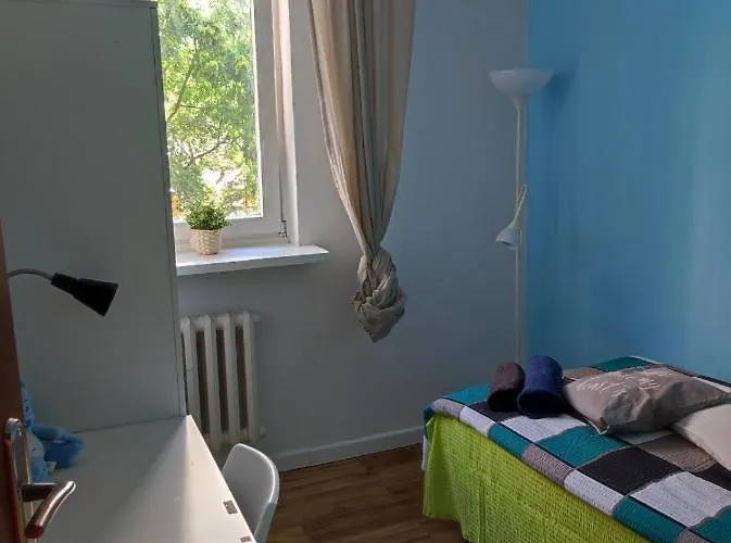 Single Room No.4 In The Very Center Of Warszawa