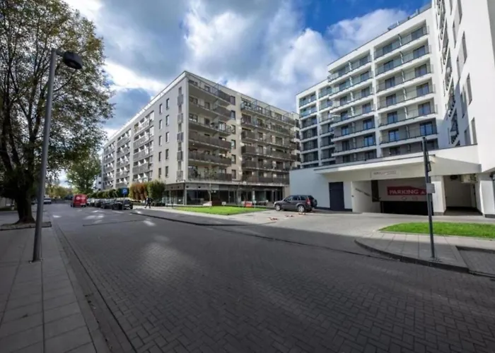 Warsaw Apartments - Luxury Top-View Aparthotel
